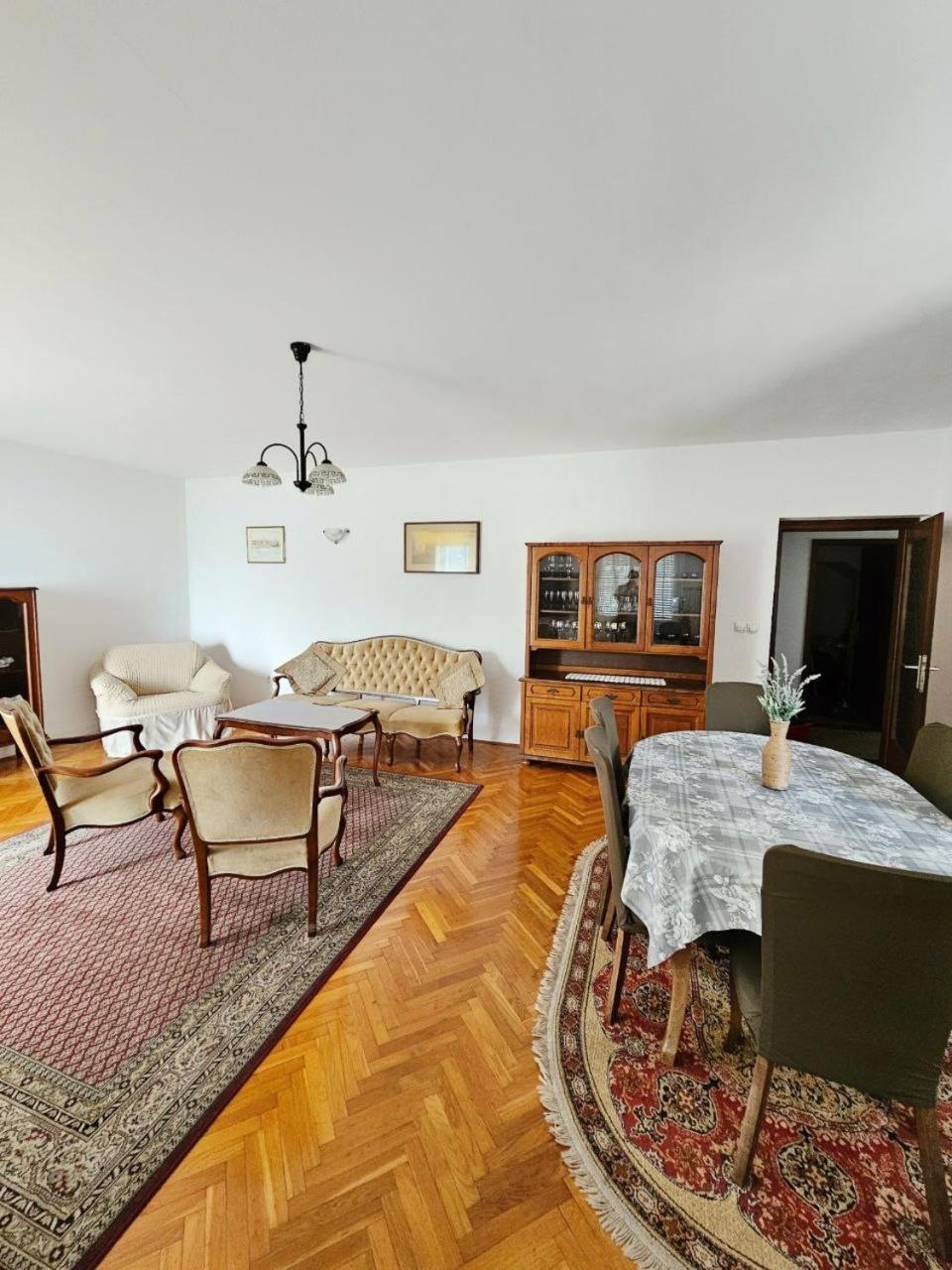 Вілла Family House Опатія Екстер'єр фото